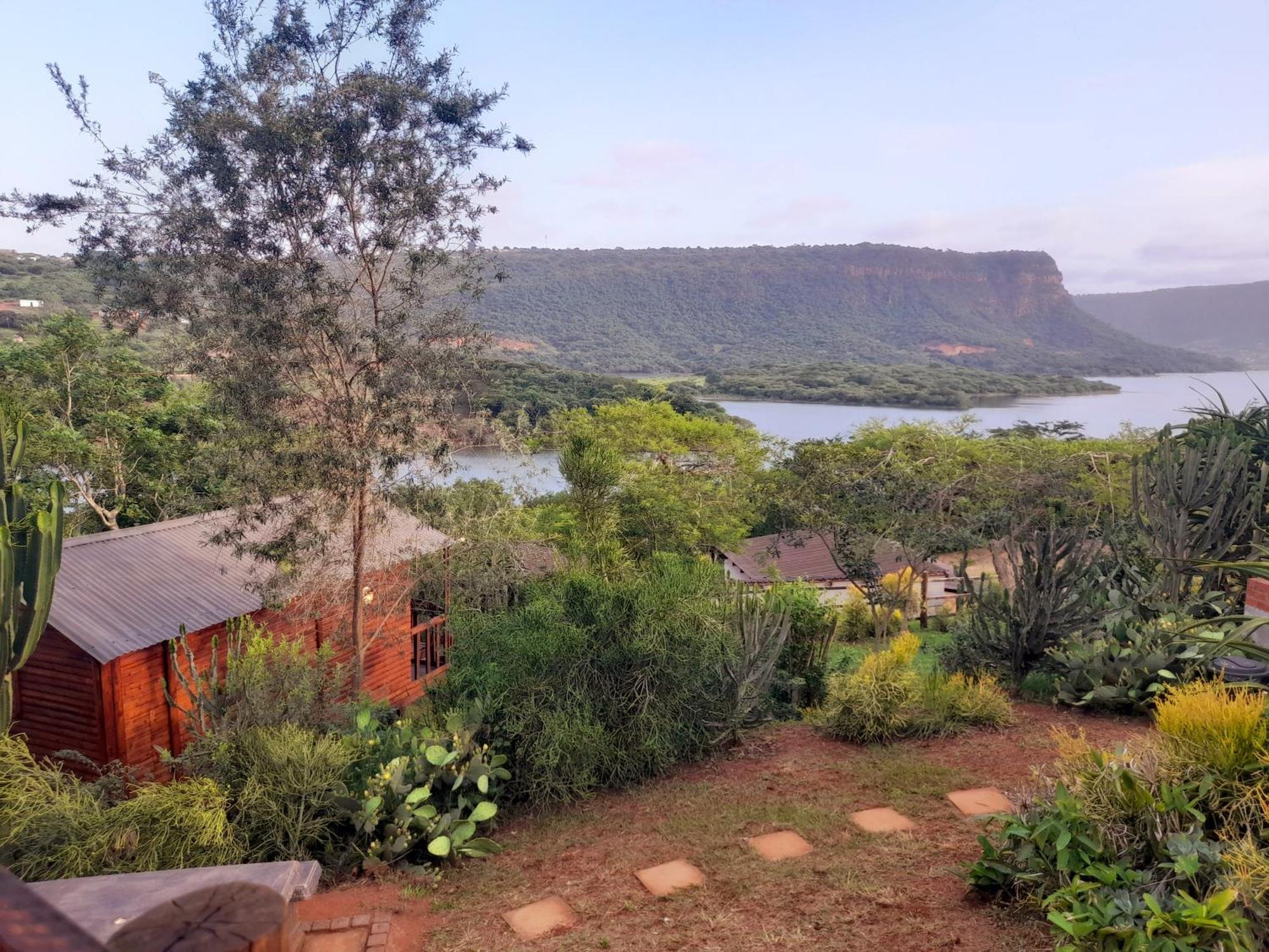 Entendeni Lodge Selfcatering Inanda Exterior photo
